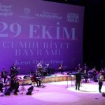Denizli’de Cumhuriyet Bayramı Etkinlikleri Bilim Şov ve Konserle Başladı