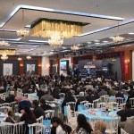 Başkan Ahmet Akın, Muhtarlar ve Aileleriyle Bir Araya Geldi