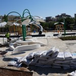ADIYAMAN (PERRE) - Şeriban ÖZÇAKMAK - Denizli Büyükşehir Belediyesi'nin destekleriyle Adıyaman'ın Karapınar Mahallesi'nde yapımı devam eden 3 bin 500 metrekarelik park projesinde sona gelindi.