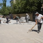 ADIYAMAN (PERRE) - (Mustafa KAMIŞ) - Kahta Belediyesi, ilçe genelinde yol yapım, bakım ve yenileme çalışmalarını aralıksız sürdürüyor.