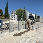 ADIYAMAN (PERRE) - (Berfin GÜRBÜZ) - Adıyaman Belediyesi Fen İşleri Müdürlüğü ekipleri, kent genelinde ulaşım konforunu artırmak ve altyapı çalışmaları sonrası bozulan yolları yeniden düzenlemek amacıyla üstyapı çalışmal...