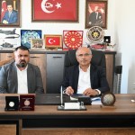 MALATYA (PERRE) - Malatya Büyükşehir Belediye Başkanı Sami Er, Hekimhan ilçesindeki temasları kapsamında AK Parti Hekimhan İlçe Başkanı Salim Akyüz'ü ziyaret etti.