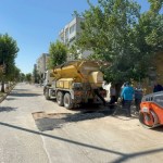 ADIYAMAN (PERRE) - (Şeriban ÖZÇAKMAK) - Adıyaman Belediyesi Fen İşleri Müdürlüğü ekipleri, kent genelinde asfalt serimi, yol bakım ve onarımı, yama, kaldırım ve parke çalışmalarını eş zamanlı olarak sürdürüyor.