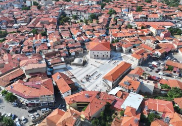 Kula Eski Pazar Yeri Modern Meydana Dönüşüyor