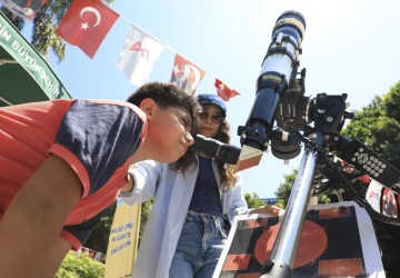 Mersin’de Bilimle Büyüyen Nesiller
