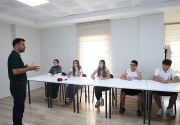 Osmangazi’den LGS Adaylarına Ücretsiz Eğitim Desteği
