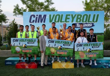 Selçuklu’da Çim Voleybol Turnuvası Finalle Tamamlandı