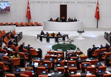 TBMM’de Emekli Maaşı Düzenlemesi İlk Adımı Geçti