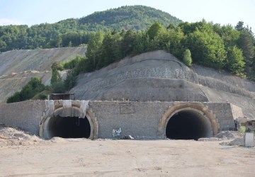 Yıllardır Beklenen Geminbeli Tüneli Hâlâ Açılmadı