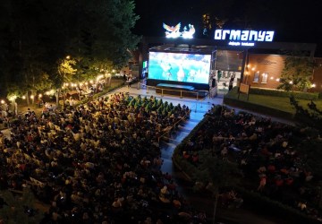 Ormanya’da Yıldızların Altında Sinema Keyfi Devam Ediyor