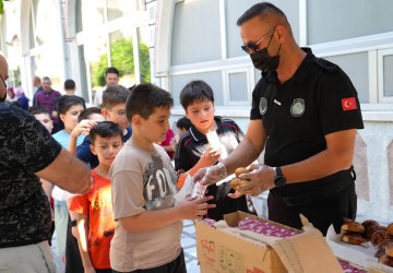 Keçiören Belediyesi’nden Kur’an Kursu Öğrencilerine İkram Desteği