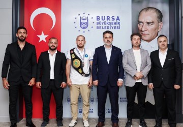 Bursa’nın Milli Güreşçisinden Dünya Şampiyonluğu