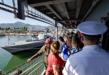 İzmir Büyükşehir Belediyesi’nden Emeklilere Keyifli Gezi Fırsatı
