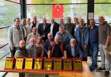 Asker Arkadaşları 8. Kez Aynı Buluşmada Bir Araya Geldi