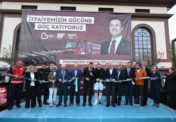 Balıkesir İtfaiyesi’ne 8 yeni araç: Afetlere hazırlık güçlendirildi