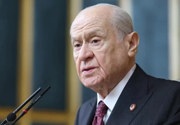 Bahçeli’den Kıbrıs Mesajı: “Birleşik Kıbrıs Federasyonu Ham Bir Hayaldir”