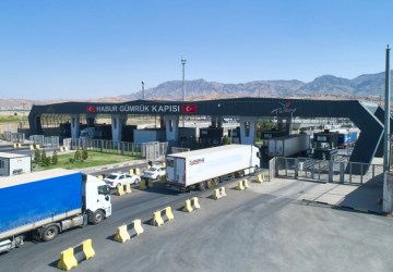 Habur Sınır Kapısı’nda 2026 TIR Çıkış Rekoru