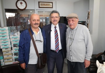 Başkan Genç, Hızırbey ve Gülbaharhatun Mahallelerinde Vatandaşlarla Buluştu