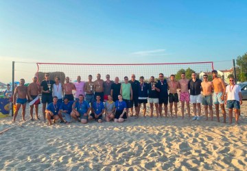 Enez’de Plaj Voleybolu Şenliği Coşkuyla Tamamlandı