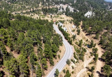 Mersin’de Grup Yolları Yenileniyor: Tarım ve Yayla Ulaşımına Destek