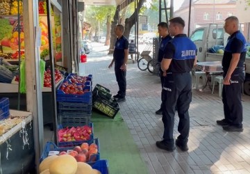 İnegöl’de Zabıta Ekiplerinden Kaldırım ve Çevre Denetimi