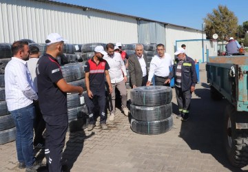 Manisa’da Üreticilere Damlama Sulama Desteği: 3 Bin 150 Çiftçiye Ulaşıldı