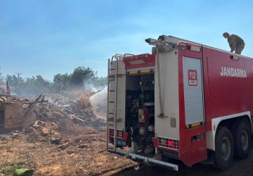 Antalya’da Orman Yangınlarına Jandarmadan Etkin Müdahale