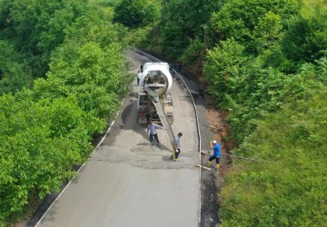 Akkuş’ta Ulaşım Atağı: Beton Yol Çalışmaları Sürüyor