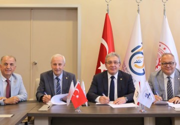 DEÜ’den Bilim ve Teknolojide Yeni İş Birliği Hamlesi