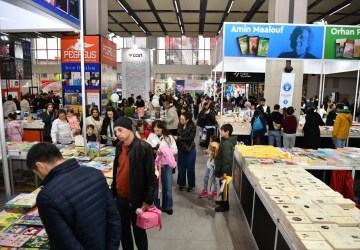 Balıkesir Kitap Fuarı’nda Hafta Sonu Yoğunluğu