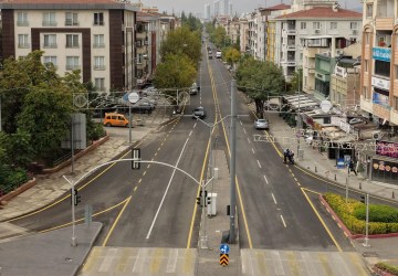 Gaziantep’te Üniversite Bulvarı ve Ordu Caddesi Yenilendi
