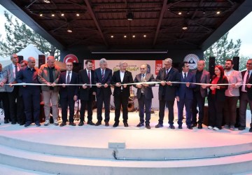 Başkan Palancıoğlu, Yıldırım Beyazıt Mahallesi’ndeki Okul Projelerini İnceledi