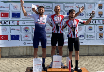 Sakaryalı Sporcular Kano, Kick Boks ve Dağ Bisikletinde Zirvede