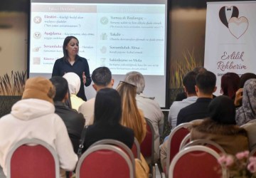 Ankara’da Çiftlere Yönelik “Evlilik Rehberim” Seminerleri Sürüyor
