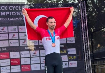 Ramazan Yılmaz’dan Avrupa’da Tarihi Başarı
