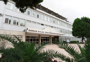 DEÜ’de Tercih Günleri Başlıyor: Adaylar Akademisyenlerle Buluşacak