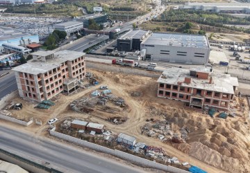 Çayırova’da mesleki eğitim projesinde kaba inşaat tamamlandı