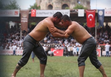 Tezcan Karakütük: Kırkpınar’ın Prestijine Gölge Düşürülmemeli