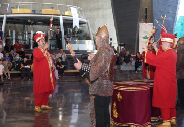 Bursa’da Panorama 1326’da Tarihi Coşku Sürüyor