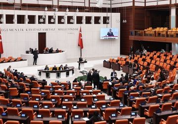 Çerçeve yasa teklifi TBMM'ye sunuldu: Soruşturma, kovuşturma ve infazlara erteleme düzenlemesi