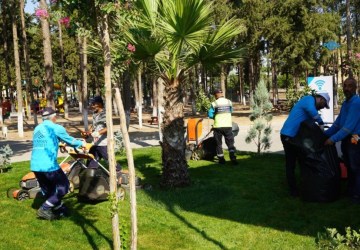 Adıyaman'ın parklarında yaz bakımı aralıksız sürüyor