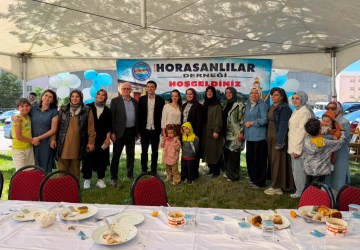 Horasanlılar Derneği’nden Aşure İkramı ve Piknik Etkinliği