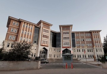 HSK’dan Suşehri Adliyesine Derece Artışı