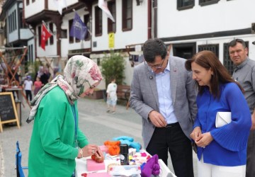 Başkan Kahveci Yöresel Etkinlikte Vatandaşlarla Buluştu