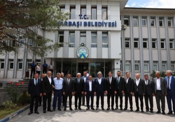 Kayseri Heyetinden Pınarbaşı’na Çalışma Ziyareti