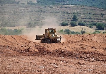 Büyükşehir'den Salihli'ye Hayvancılık, Sulama ve Yangınlar İçin Gölet