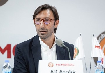 Eczacıbaşı Spor Kulübü'nün Resmi Sağlık Sponsoru Memorial Sağlık Grubu Oldu