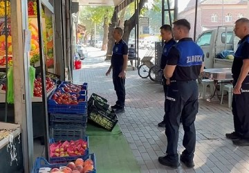 İnegöl Belediyesi Zabıta Ekiplerinden Kaldırım İşgali Ve Çevre Kirliliği Denetimi