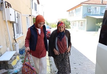 Kartepe'de Yaşlılar Yalnız Değil
