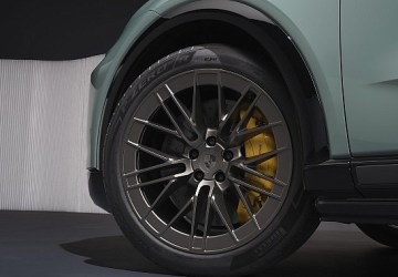 Pirelli P Zero, elektrikli Porsche Cayenne'in rekor seviyedeki hızlanma performansına katkı sağlıyor